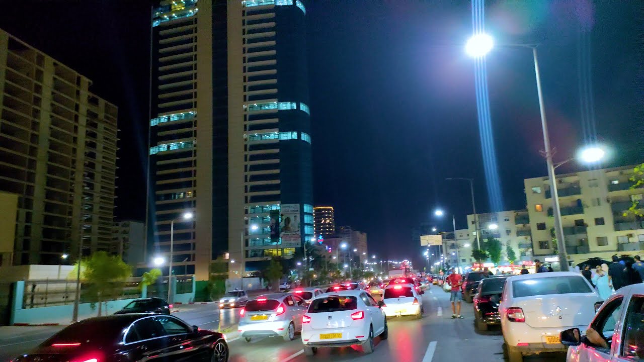 وهران: جولة قرب فندق ميريديان ومركز المؤتمرات شارع يعقوبي محمد حي العقيد لطفي