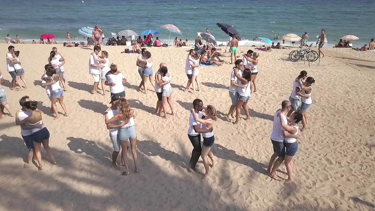 Barcelona kizomba Barcelona flashmob by Marine & Mika