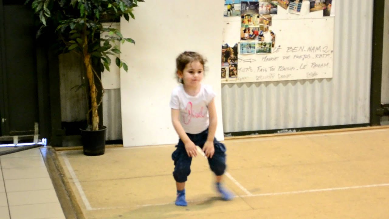 Maely 2 ans et demi cours avec Daniel Tinazzi