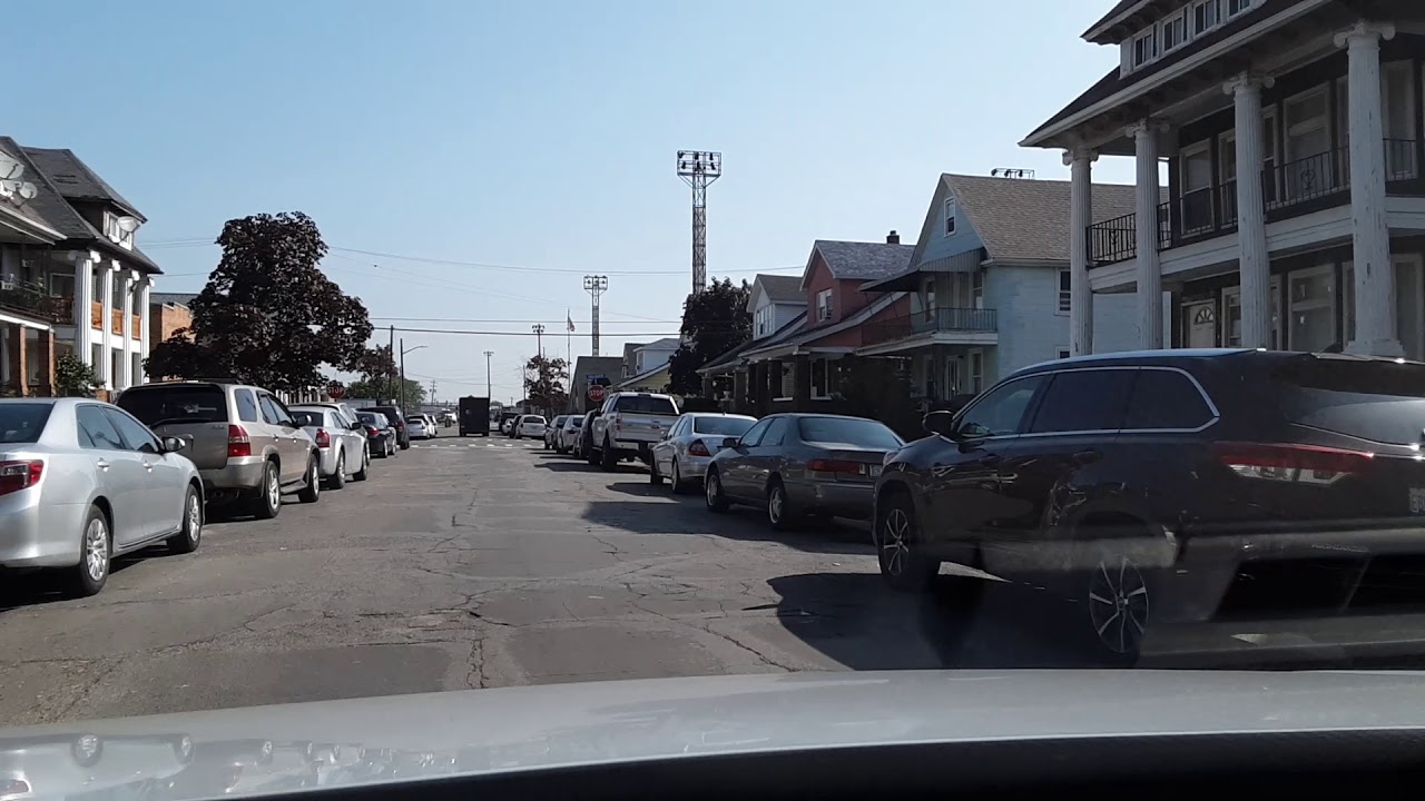 Driving through the streets of Hamtramck, Michigan