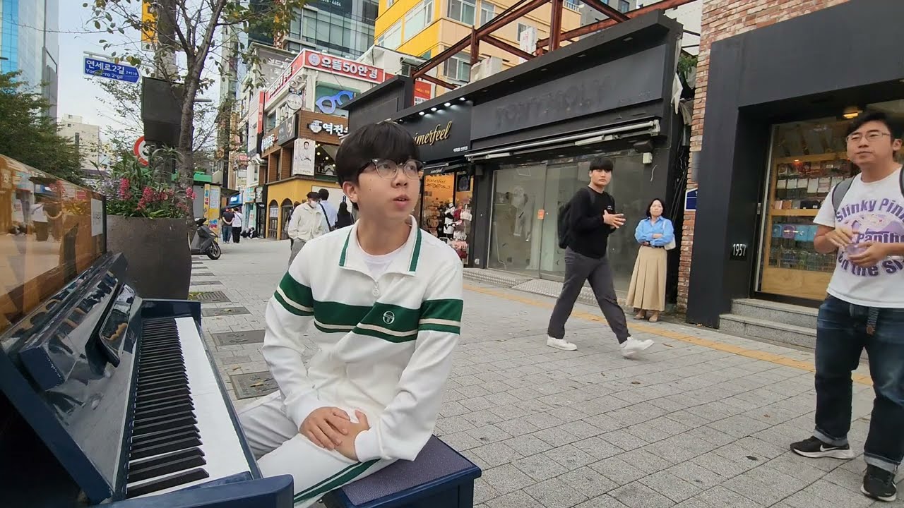 듣고싶은 노래 있어요? 라캄파넬라요
