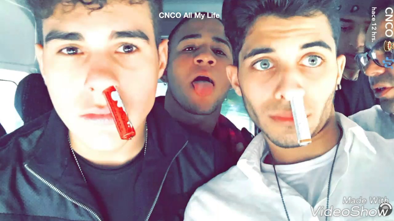 CNCO comiendo pizza argentina | firma de discos en Buenos Aires (9 y 10 de marzo)