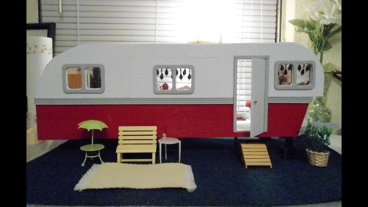 Dollhouse Miniatures - Travel Trailer by Greenleaf