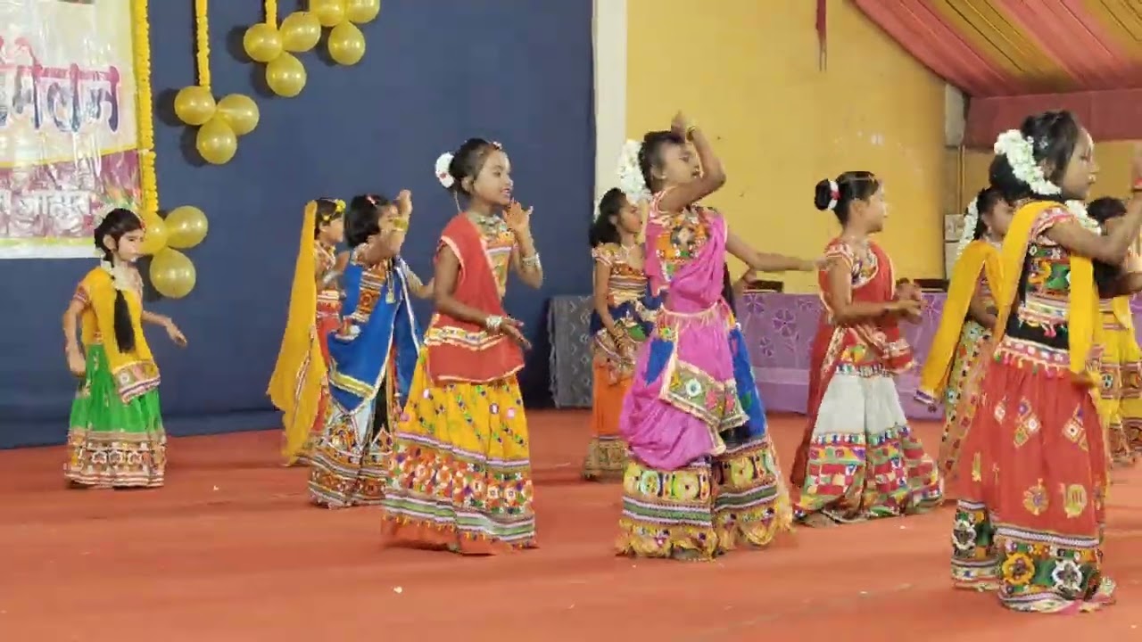 Nagaade Sang Dhol baje 💫 Ramleela movie song