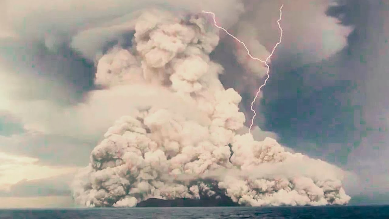 Tonga tsunami warning after undersea volcano erupts -  Cataclysm Today, January 15, 2022