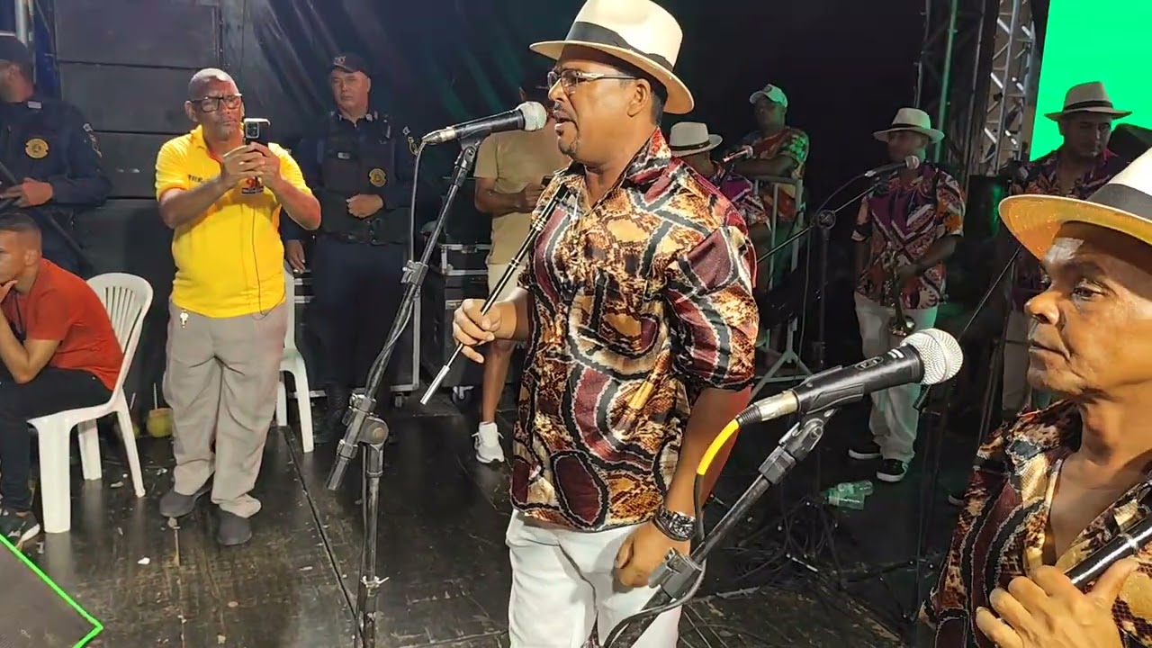 Maracatu Leão Coroado De Lagoa De Itaenga Se Apresentando Na Cidade De Tracunhaém Carnaval 2026