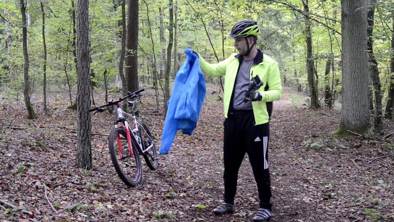 Jesienno - zimowa garderoba kolarska... Kurtka przeciwdeszczowa Btwin, Decathlon. Opinia.