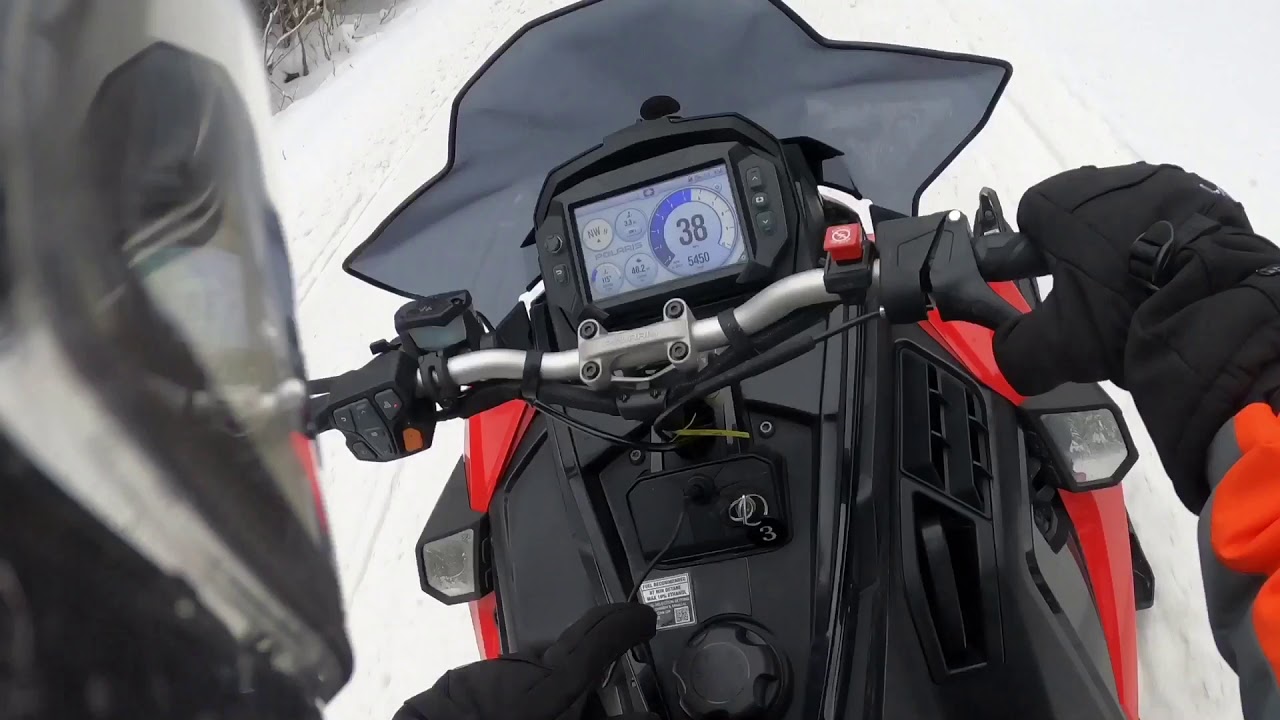 2021 Polaris VR1 650 and 2020 Polaris Indy xc 129 comparison test ride