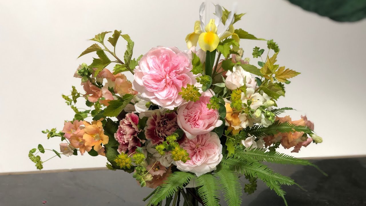 How to Use a Floral Pillow to Create a Bouquet