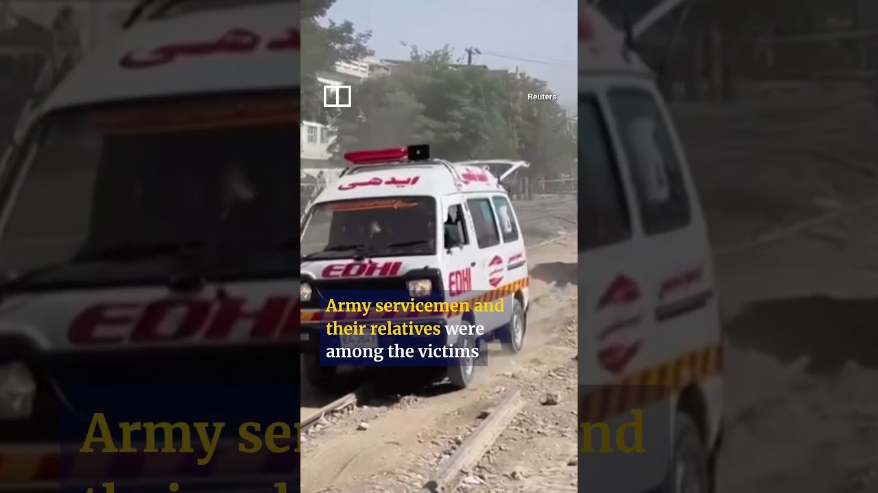 Dozens killed in Pakistan train bombing