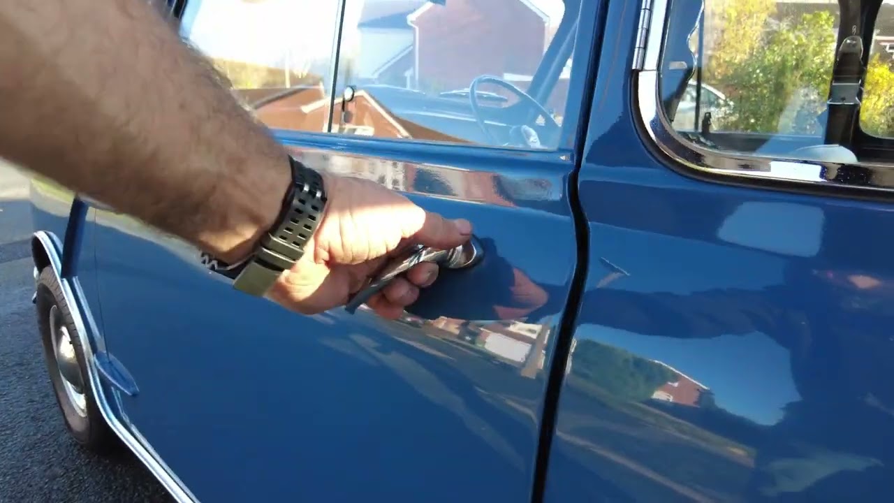 1964 Austin Mini Super Deluxe - Interior Review
