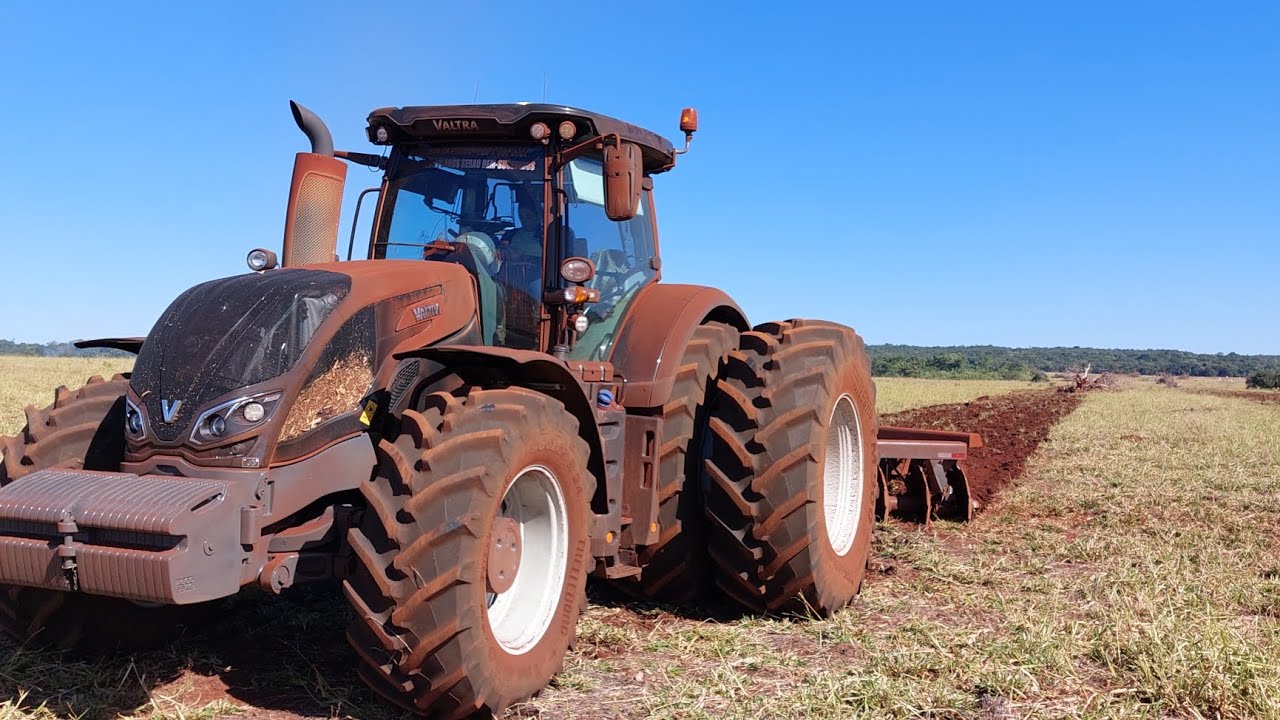 valtra S374 na grade S.P. 24X38