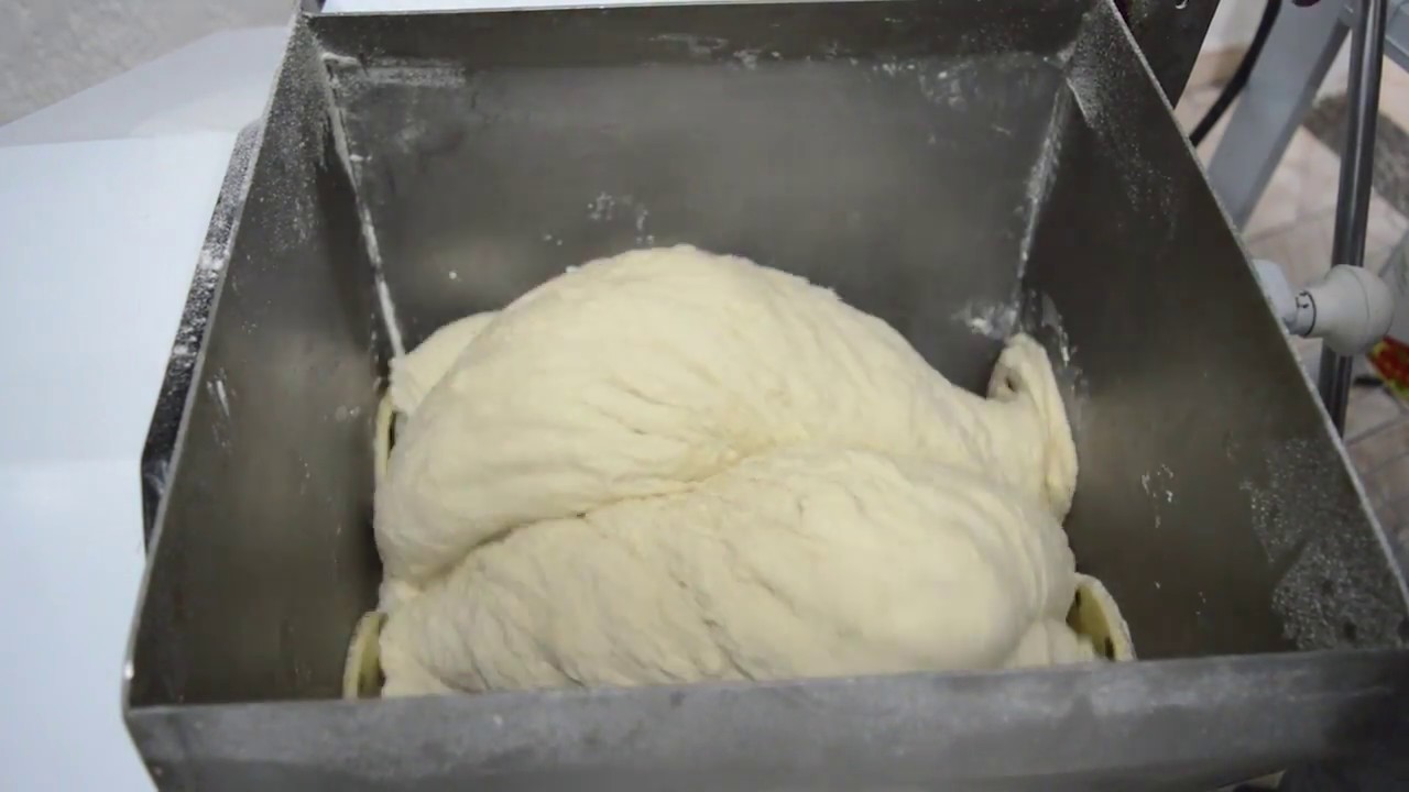 Receita de massa de esfiha ( receita da pizzaria do pizza ) ( apóio Pietro formos, senhor caixa)