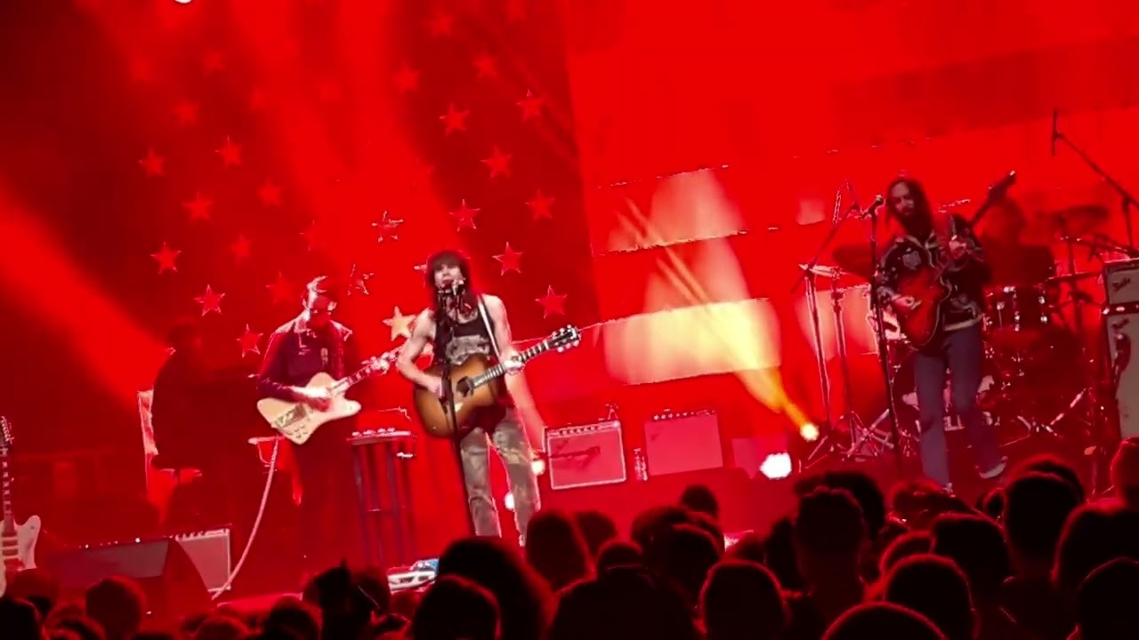 Jesse Welles Red Minneapolis First Ave 2026