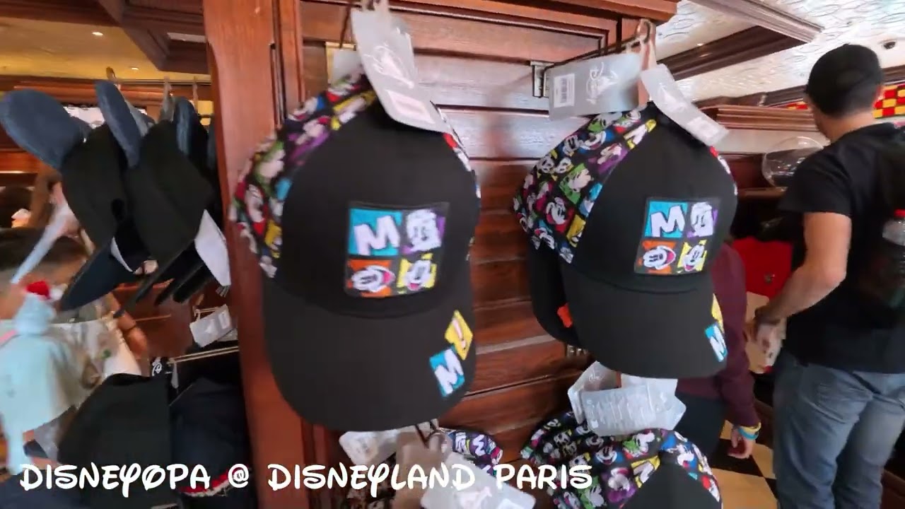 MAIN STREET MOTORS SHOP - SHOP WALK THROUGH - Disneyland Paris - DisneyOpa