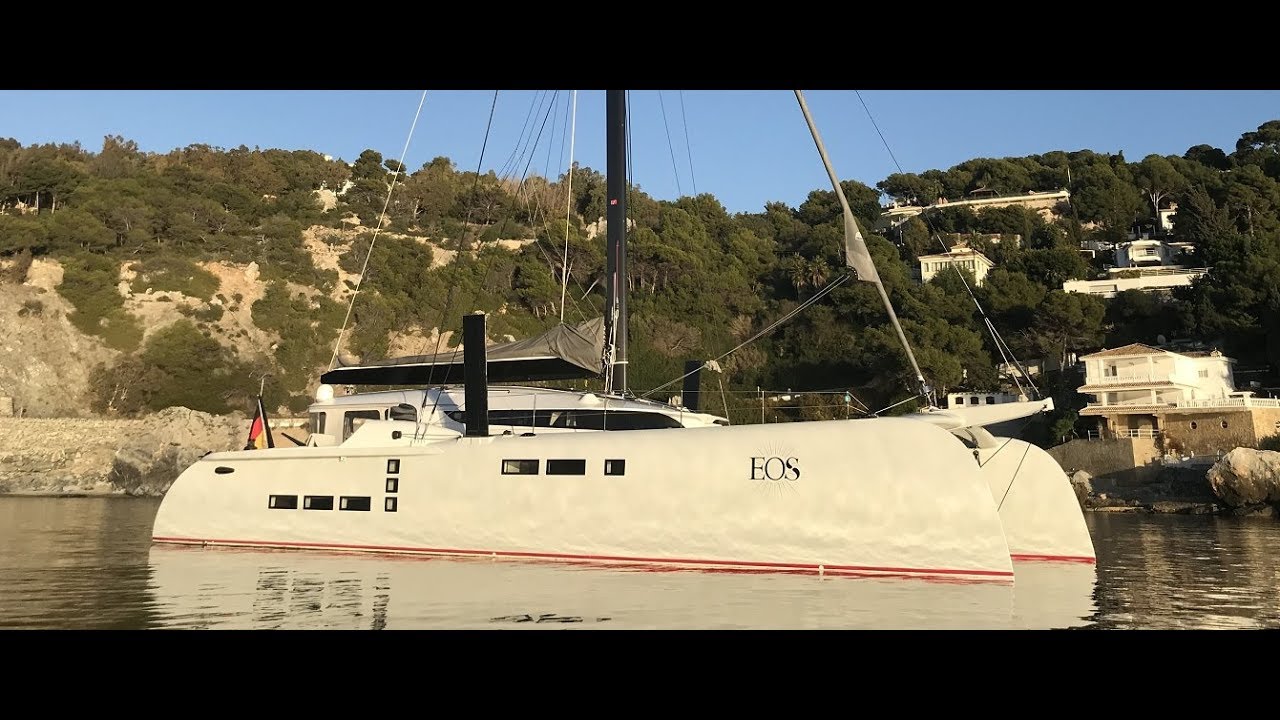 EOS 65 CATAMARAN ALL IN CARBON