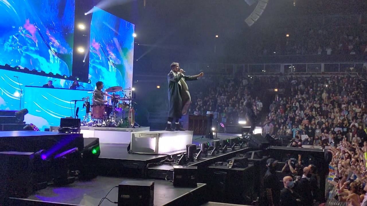 Twenty One Pilots - Message Man 10/16/21 Takeover Tour - Chicago, IL (United Center)