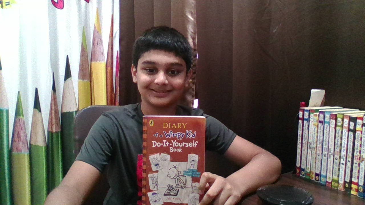 Review Of Diary Of A Wimpy Kid Do-It-Yourself Book!
