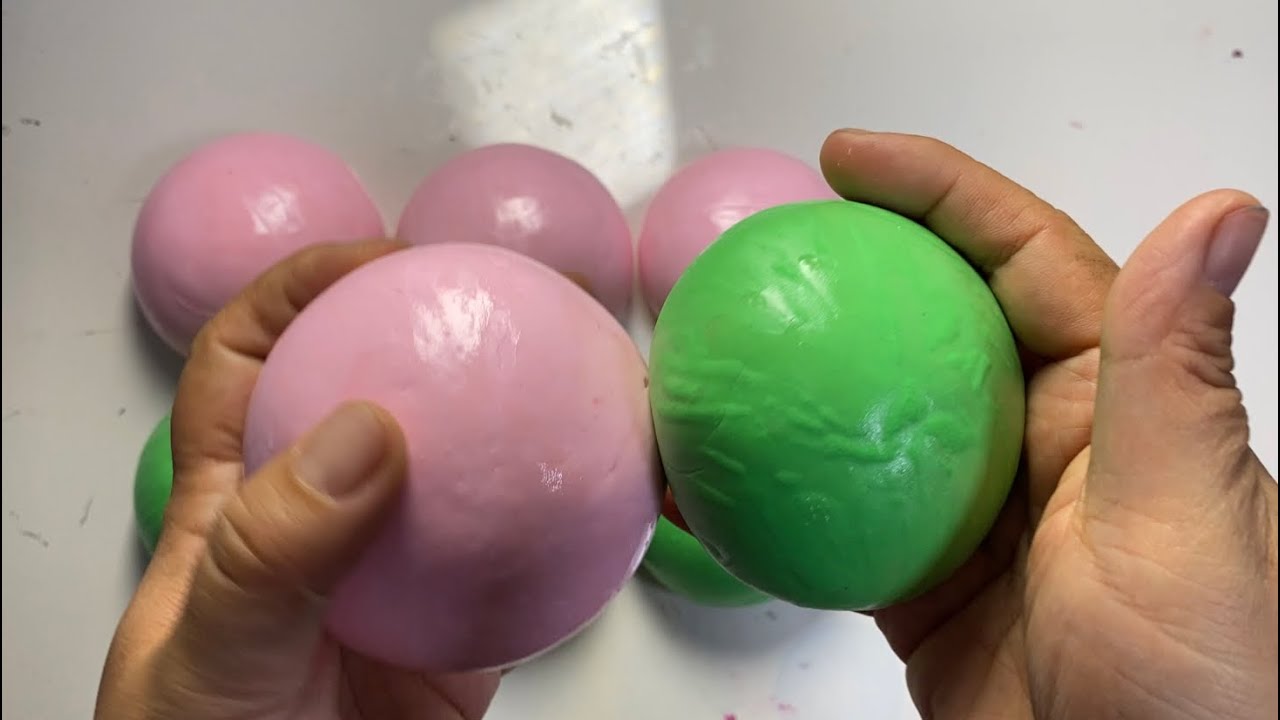 Crack clay #asmr #slime #oddlysatisfying #clay #relax 