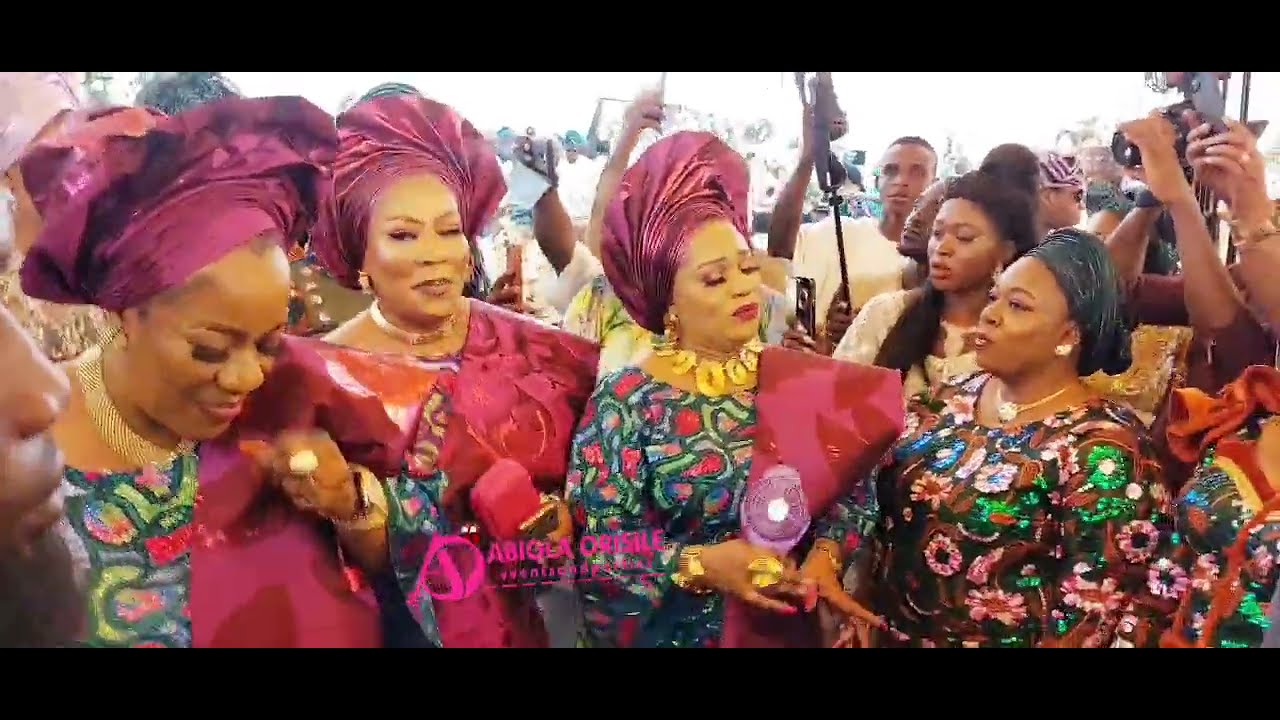 Olori Mariam Anako Ogunwusi and her sisters Dance in Looking Glamourous for Her Thanksgiving