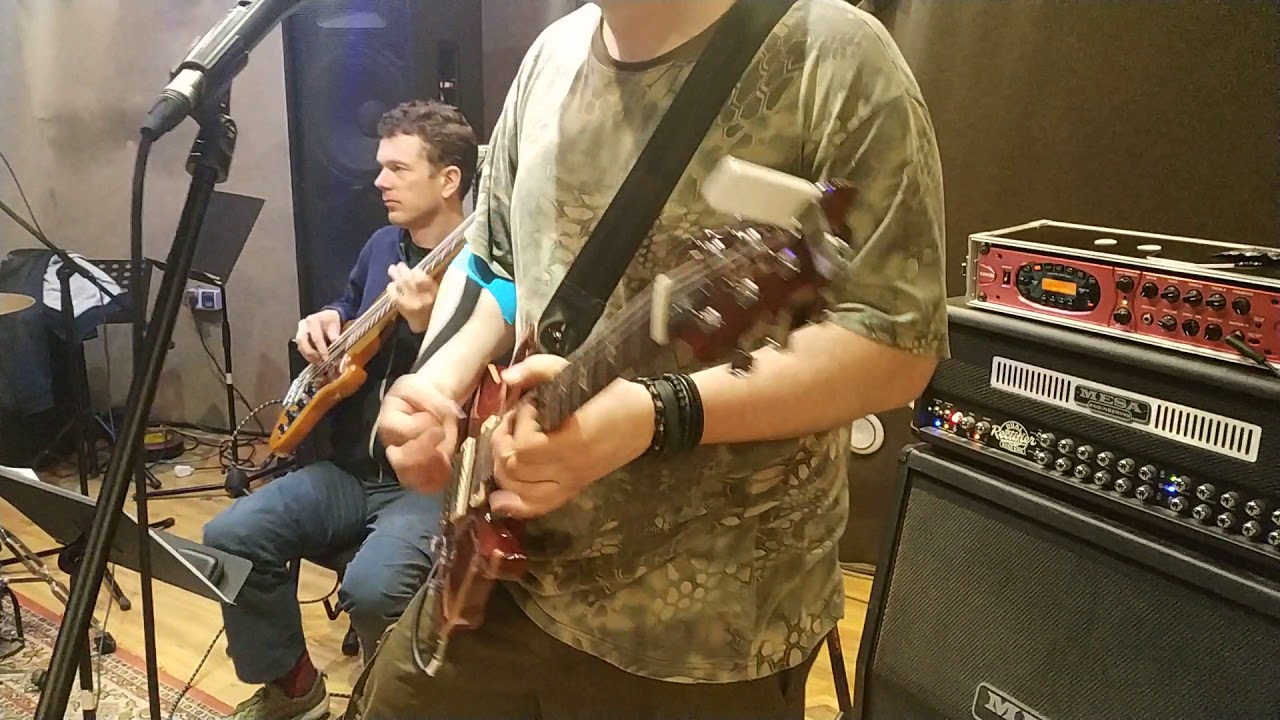 D'ya Wanna Play Golf?
Jon Hare and Sensible Band. Hear Studio, Warsaw Poland 17.05.2019