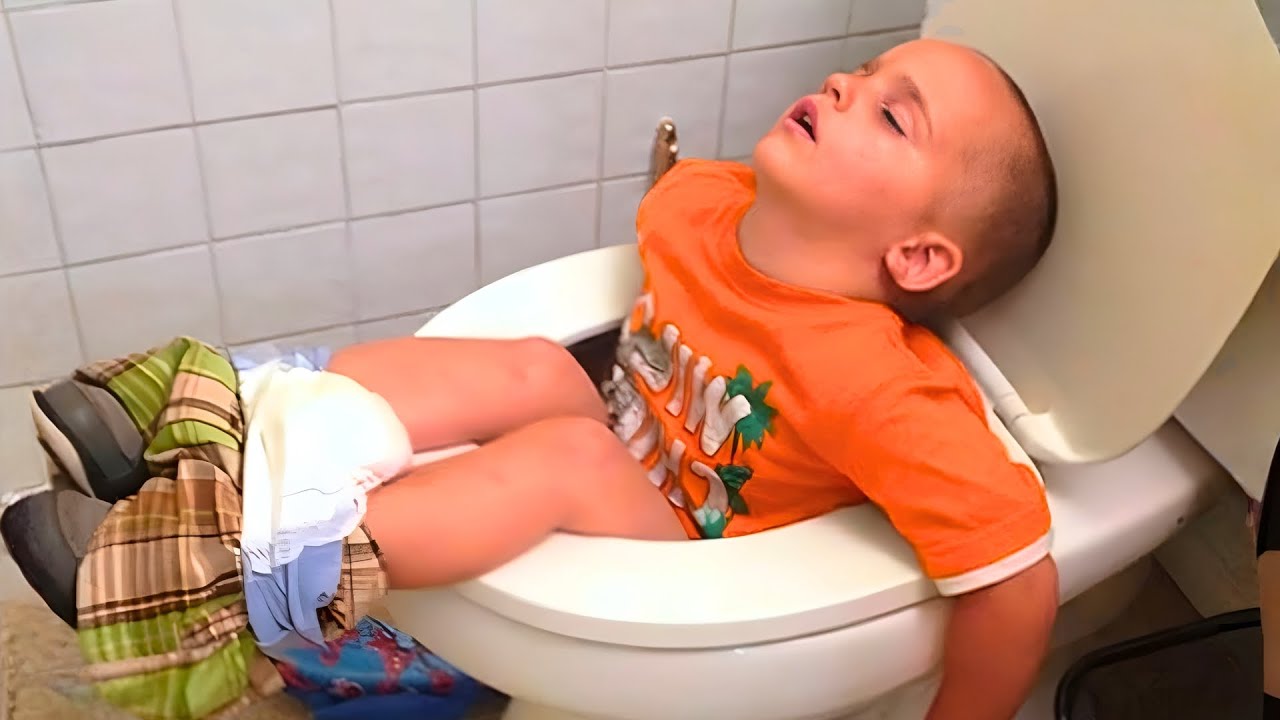 Epic Hilarious Kid Fails Ever Caught on Camera! 😆Try Not To Laugh Challenge