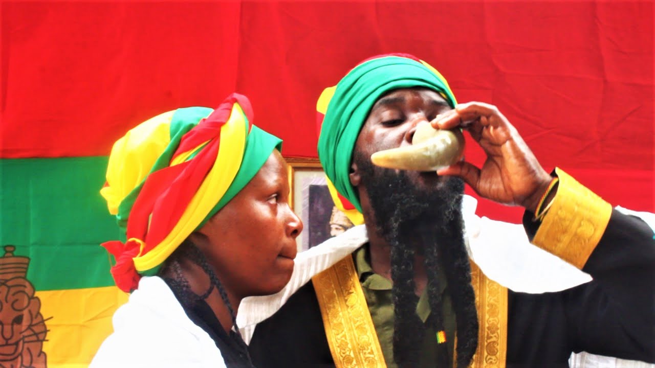 NDOA YA RASTA ILIVYO SHANGAZA WATU  / MCHUNGAJI WAO AGEUKA LULU