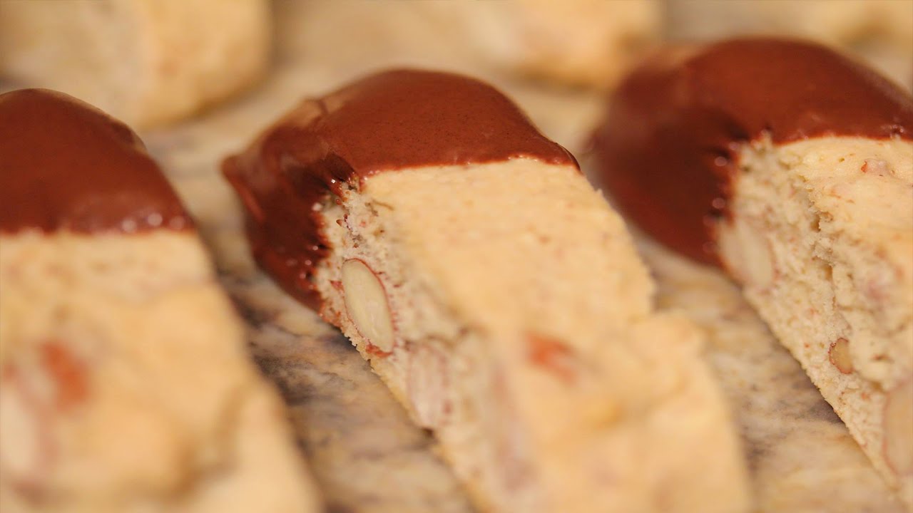 Chocolate Dipped Biscottis - NEW YEAR'S EVE