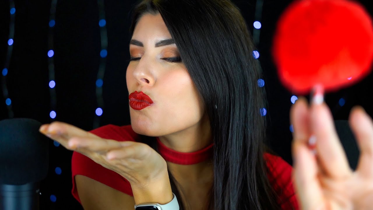 ASMR 💋 KISS SOUNDS e MOUTH SOUNDS • Close Up Ear to Ear