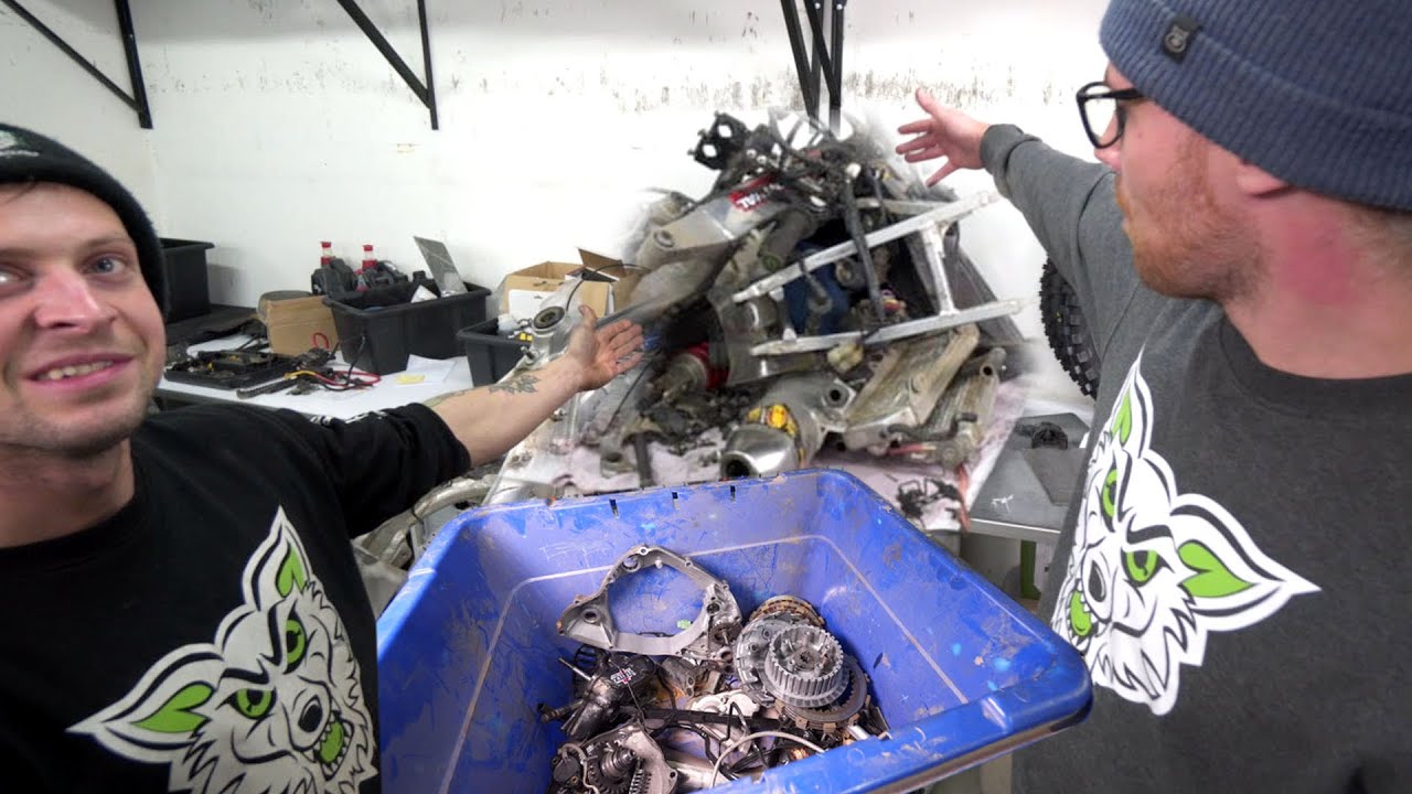 Kupiliśmy Motocykl w Kartonie | Projekt Odbudowa KXF | Urwana Korba 😱