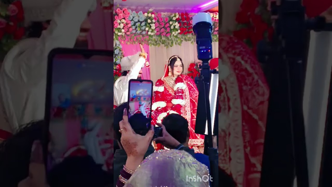 Grand Bridal Entry#dulha #dulhan #ki #grandentry #subscribe bridal #dance #party #jaimala #love  