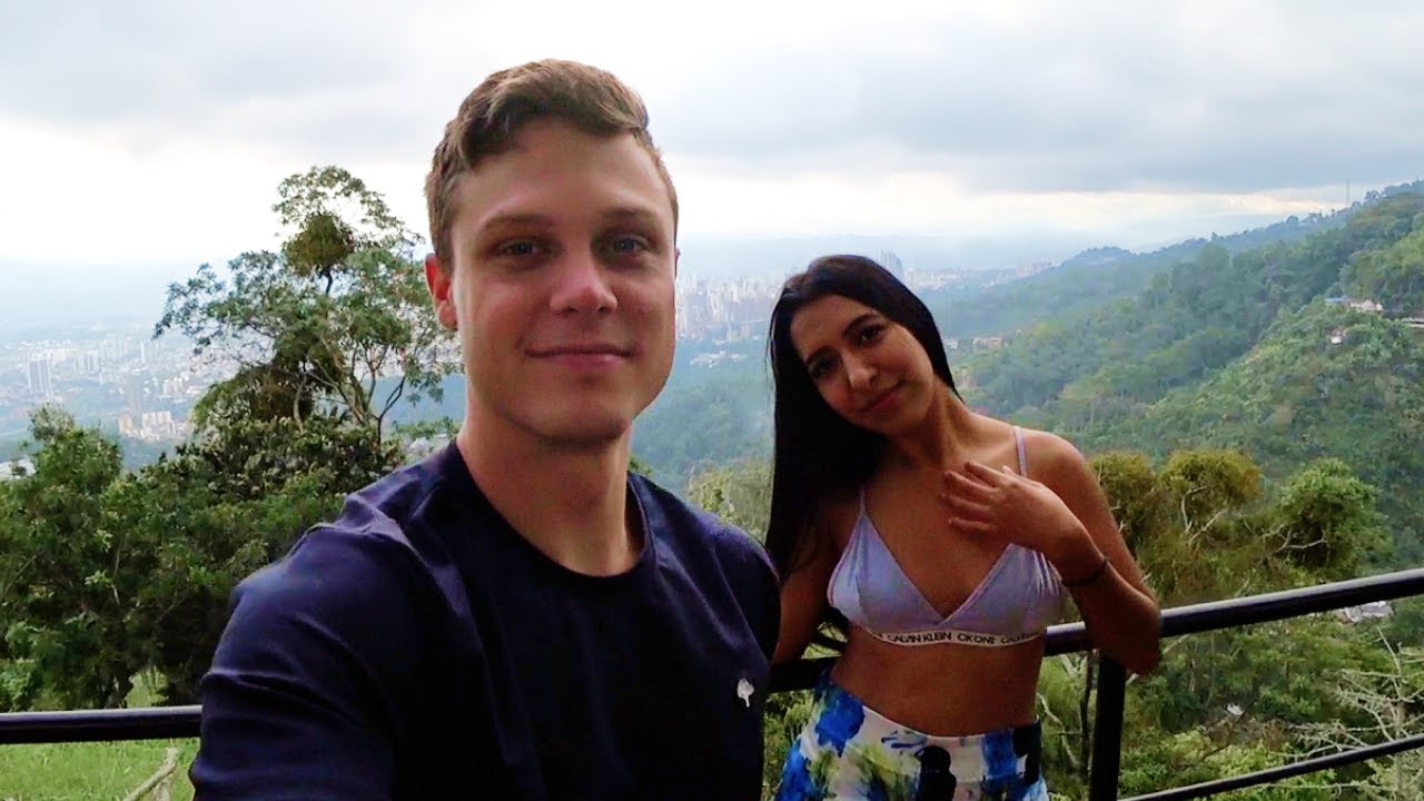 Colombian Girl Takes Me Glamping in Santander 🇨🇴