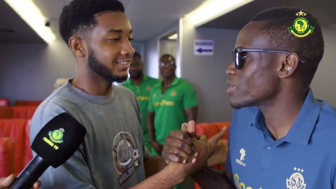 WANANCHI WALIVYOFANYA SURPRISE KWA WACHEZAJI KWENYE BOTI SAFARI YA KUELEKEA ZANZIBAR - CAFCL