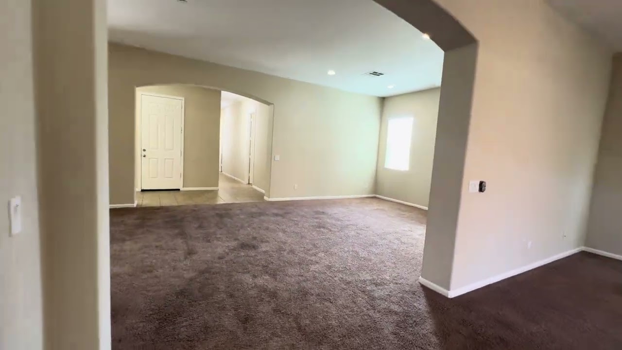 15922 Carparzo Dr Bakersfield, CA 93314