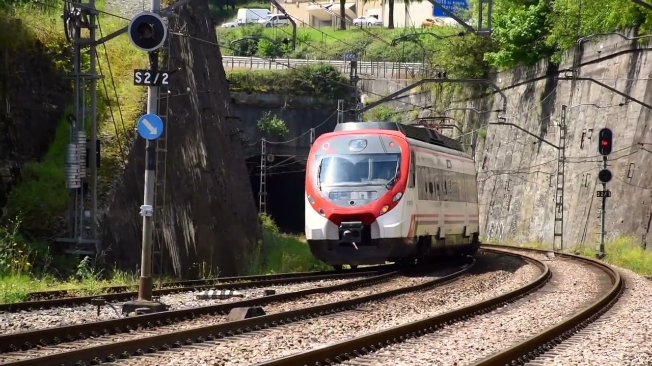 Trenes en Asturias 2024. Línea C2 de cercanías Oviedo - El Entrego.