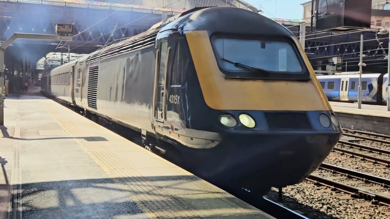 Scotrail Inter7City Departing Glasgow Queen Street