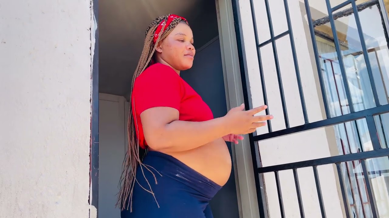Sekuru Chihwitsi aka Mai Tsemukile vapa muroora present Pa Valentines Day