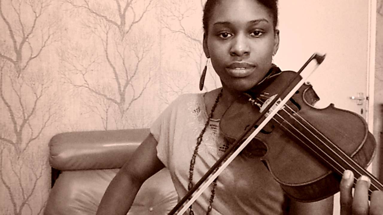 Melika 'The Violinist' Queely   playing 'Cry me a river' on violin!!!