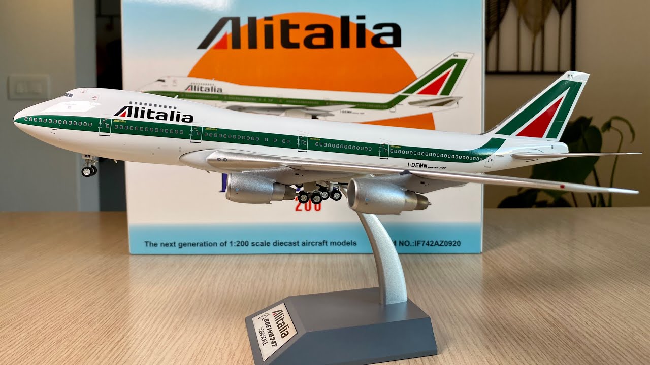 UNBOXING and REVIEW! INFLIGHT 200 Alitalia Boeing 747-200 Reg. I-DEMN ~ IF742AZ0920