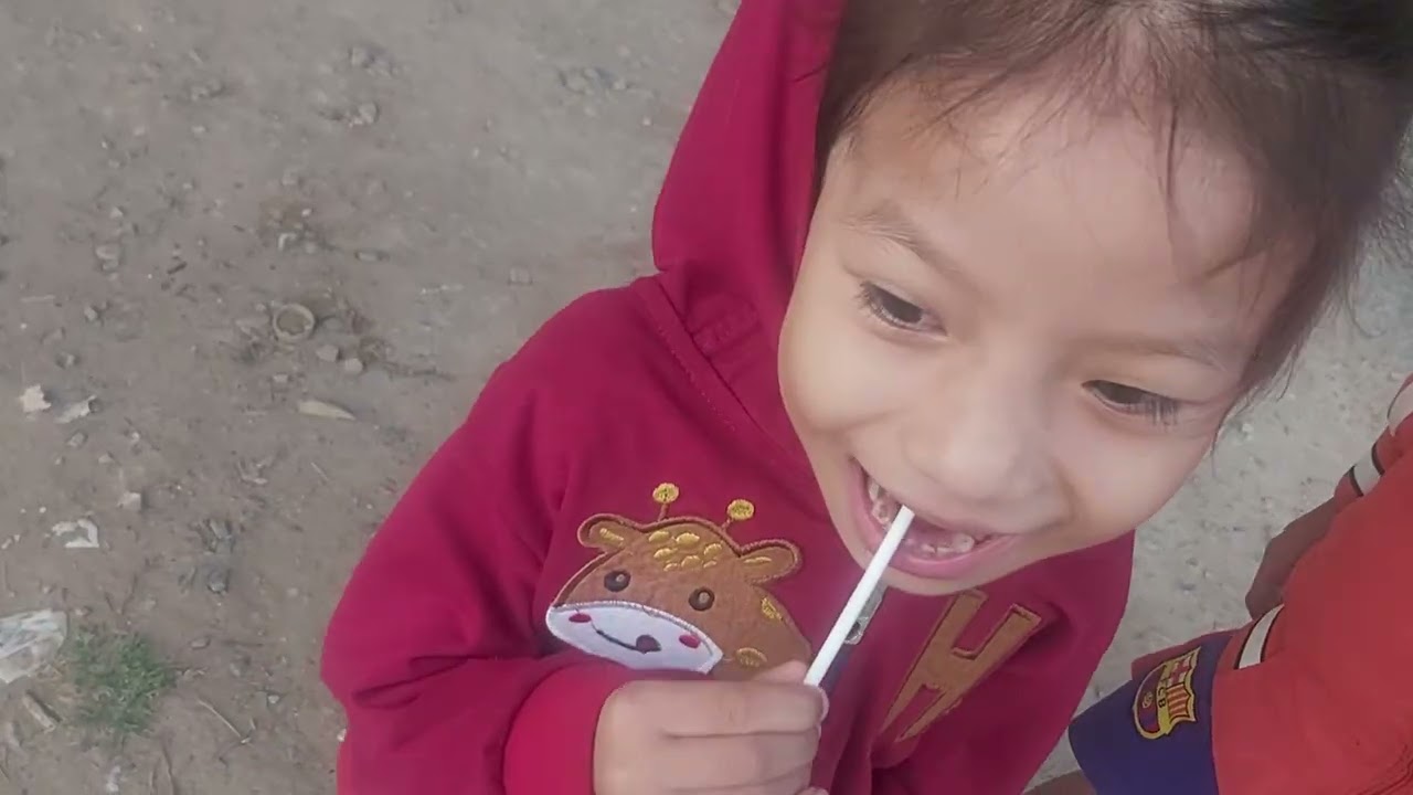 Buổi chiều cả nhà shi hóng mát lạ kì cô chú ạk!