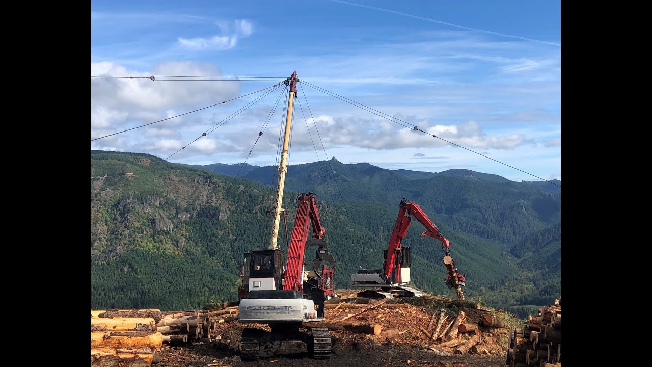 Yarder logging in Oregon