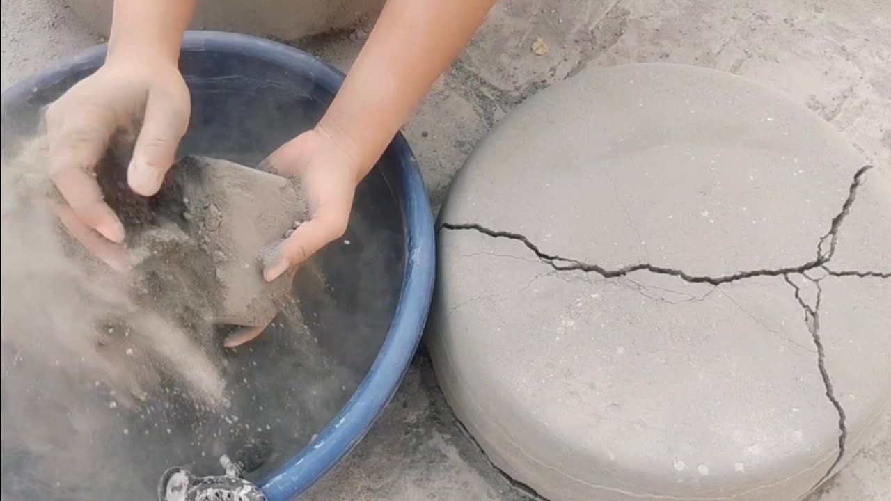 Asmr | Full Tub of Pure Black cement crumbling dusty powdery play | ASASMR |