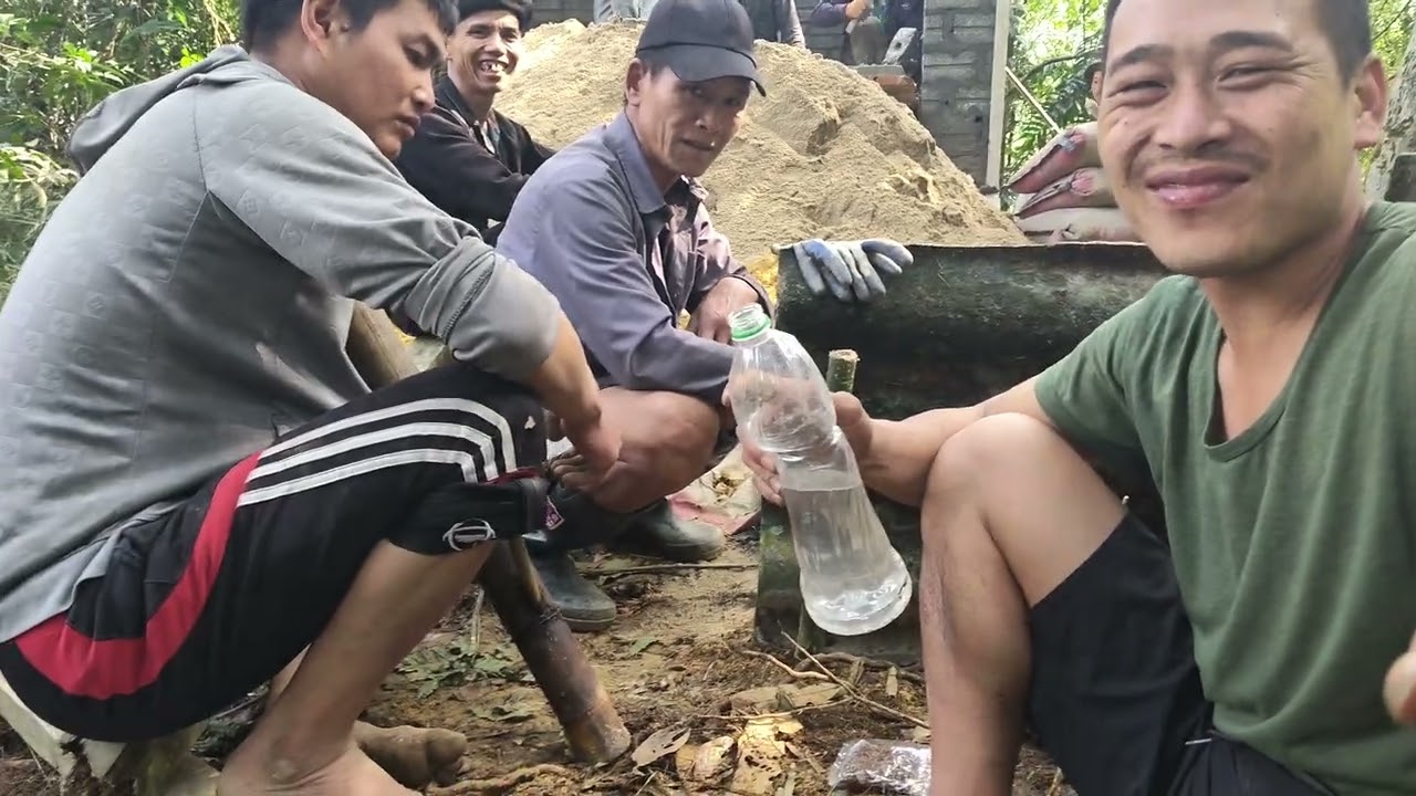Cả làng đi xây miếu 