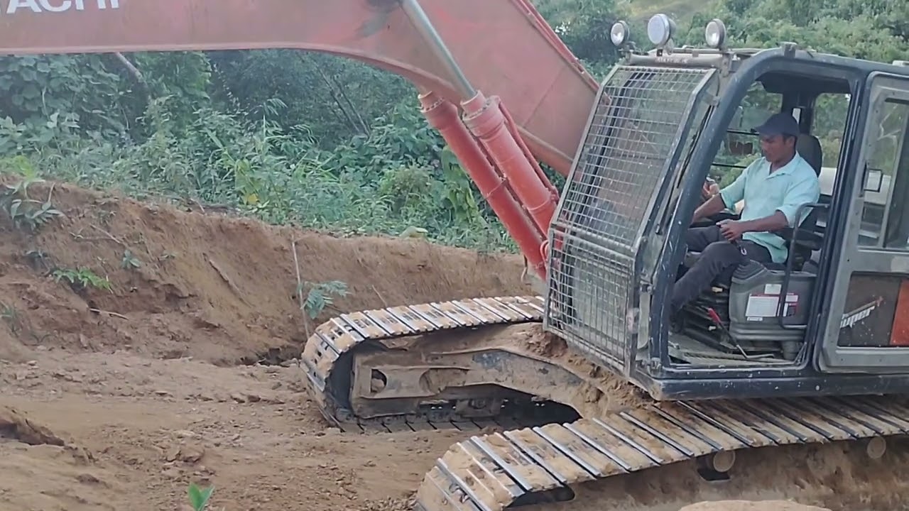 Tata hitachi   bole spo le rung phi chini bru le ,