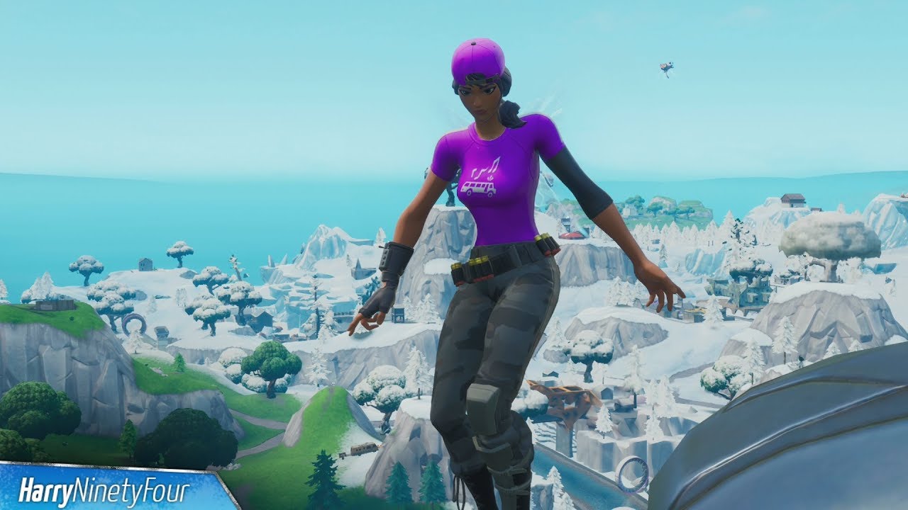 Dance at a Monster Skeleton - Fortnite (Overtime Challenge)