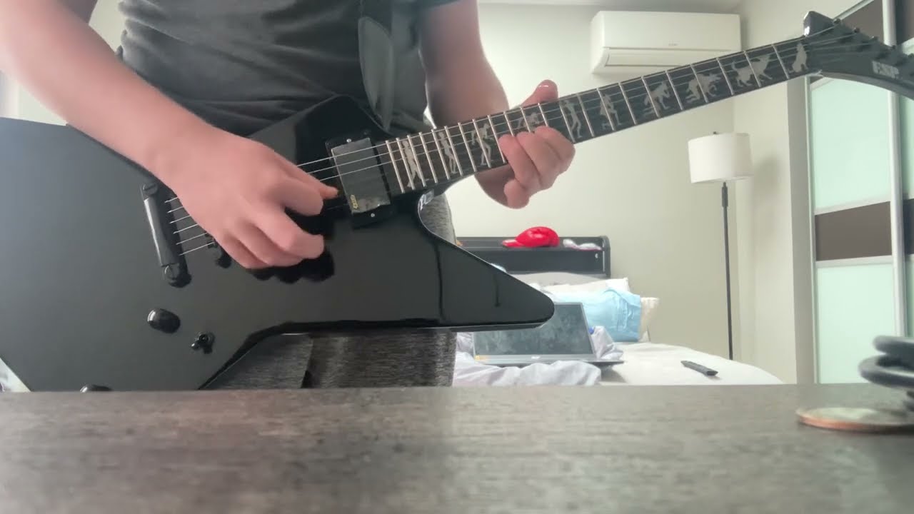 ESP MX-250 Man To Wolf Explorer Replica Sound Test
