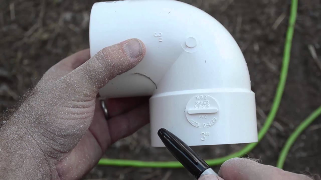 The EASIEST WAY to Feed Chickens and Ducks!