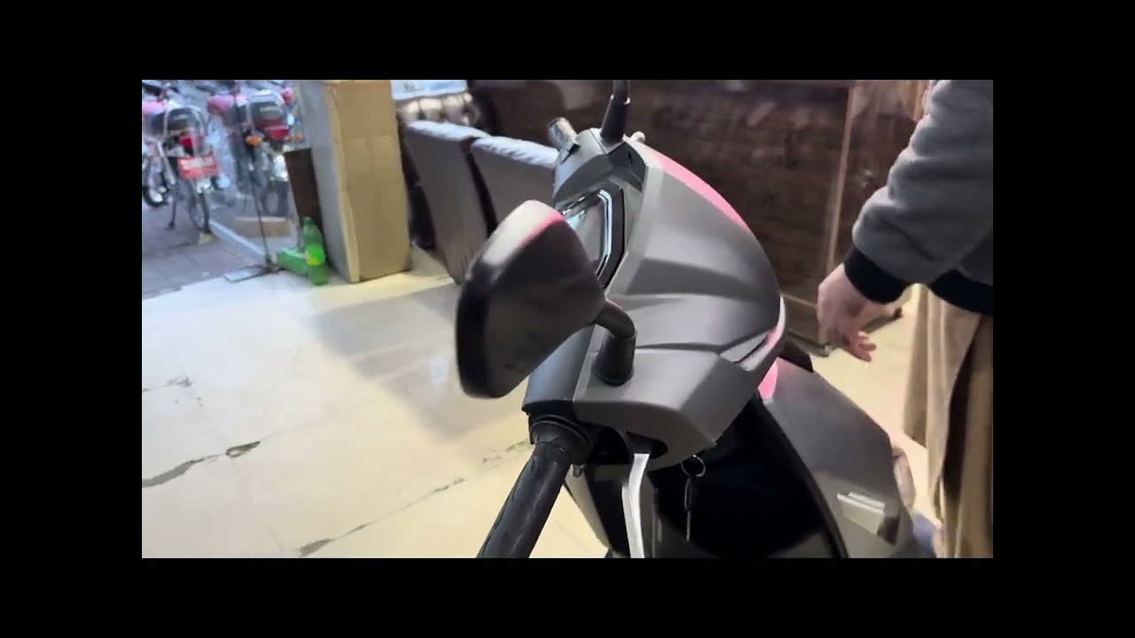 United 100cc scooter /specification /review  