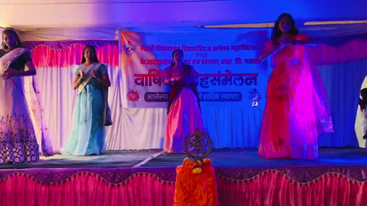 Radha Teri chanari, Gori Gori, challa, o makhana o makhana Swami College Wada Gathering