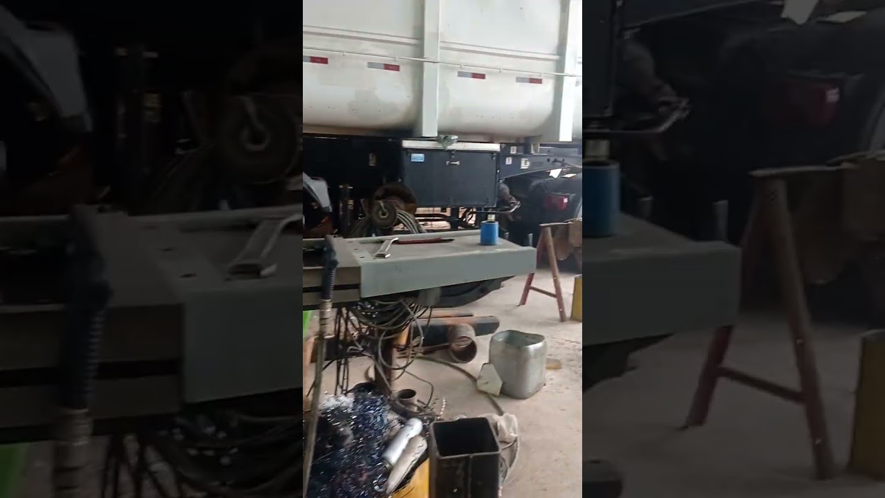 Recupera&ccedil;&atilde;o dos pinos e fabrica&ccedil;&atilde;o das buchas da lan&ccedil;a da escavadeira hidr&aacute;ulica PC.